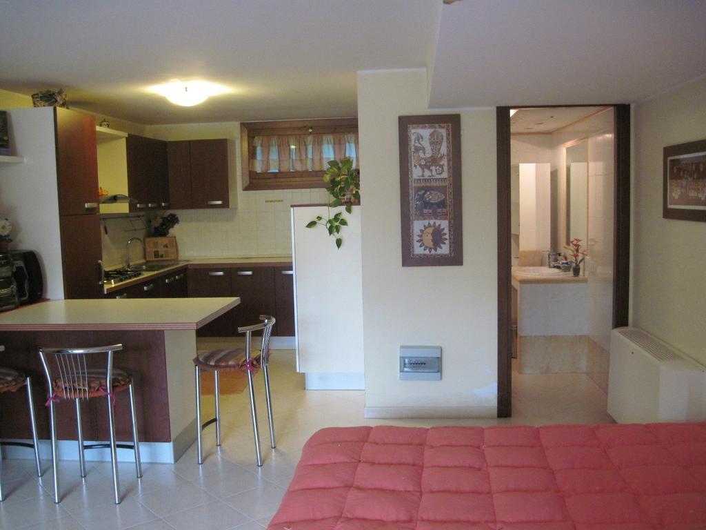 Sweet Sardinia Apartment R2968 Elmas Habitación foto